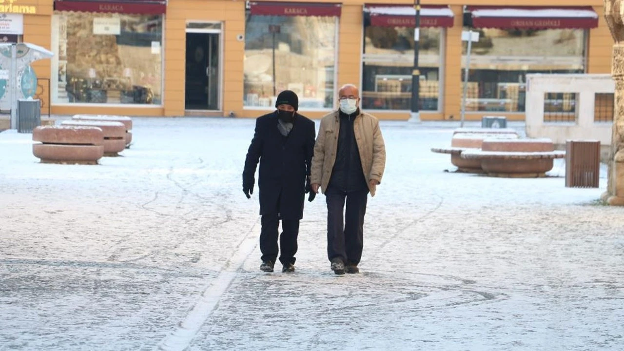 Sivas'ta termometreler -26.6 dereceyi gösterdi