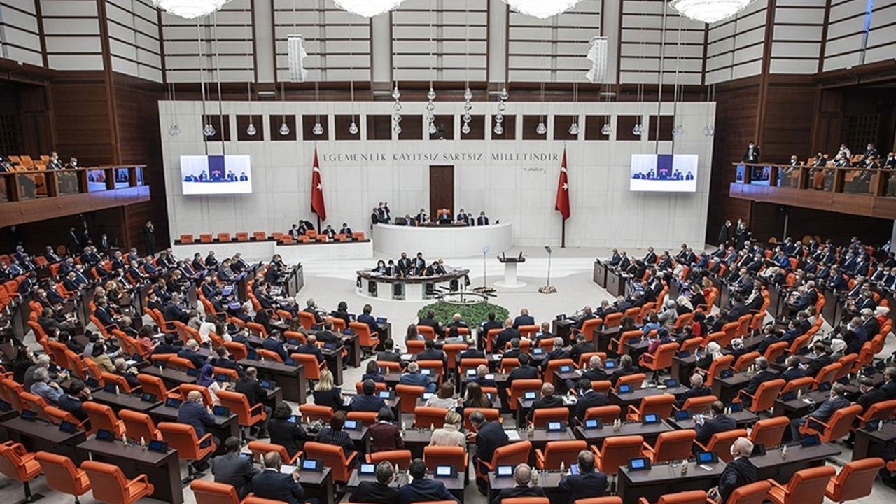 Son dakika: 2022 yılı &#039;Bütçe Teklifi&#039; kabul edildi