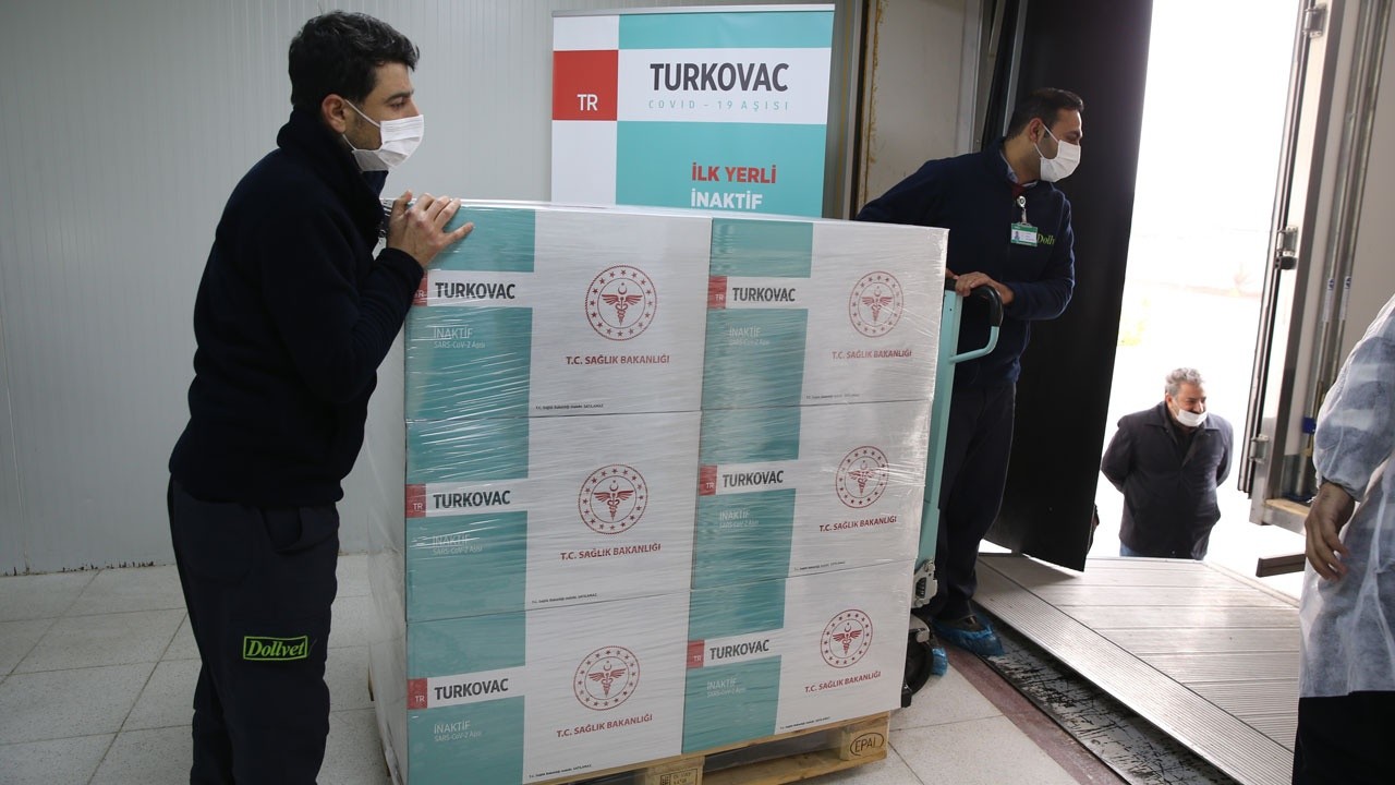 Türkiye’nin yerli korona virüs aşısı TURKOVAC’ın ilk sevkiyatı yapıldı