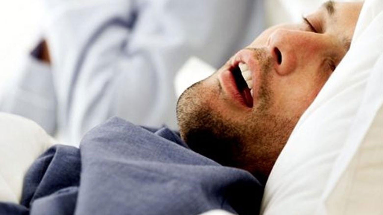 Uyku apnesi belirtisi olanlara Kovid-19 riski uyarısı