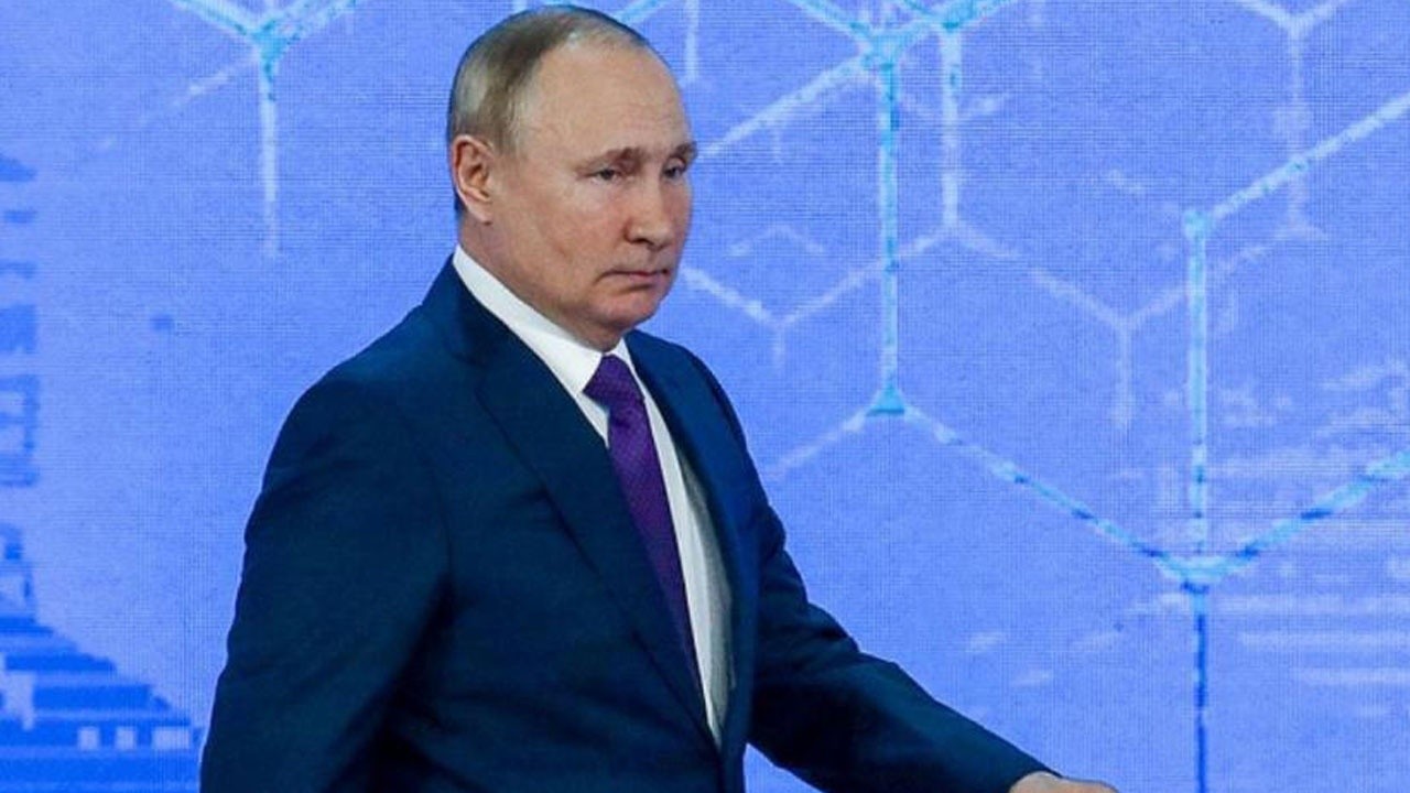 Vladimir Putin&#039;den NATO&#039;ya mesaj: Bu ilerleyiş kabul edilemez