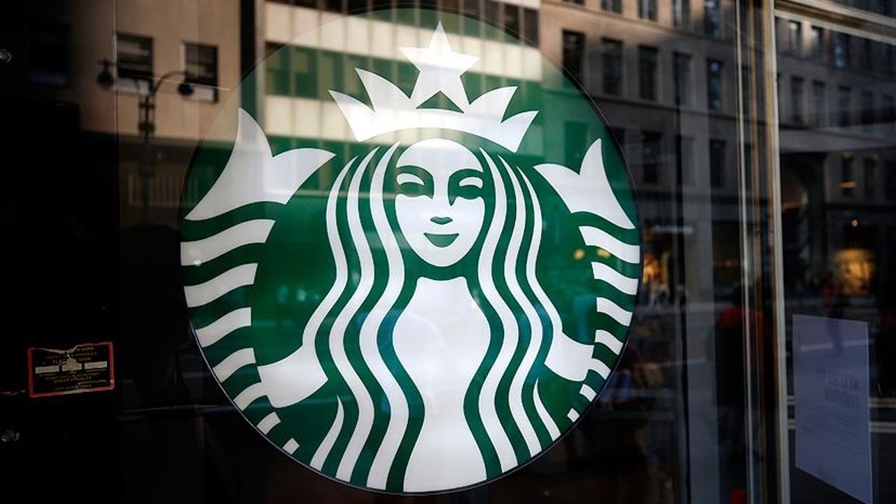 ABD&#039;de Starbucks kararı: Aşı ya da her hafta test olma zorunluluğu geldi