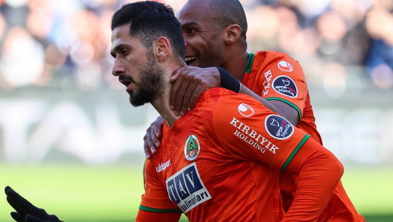 Alanyaspor deplasmanda kazandı