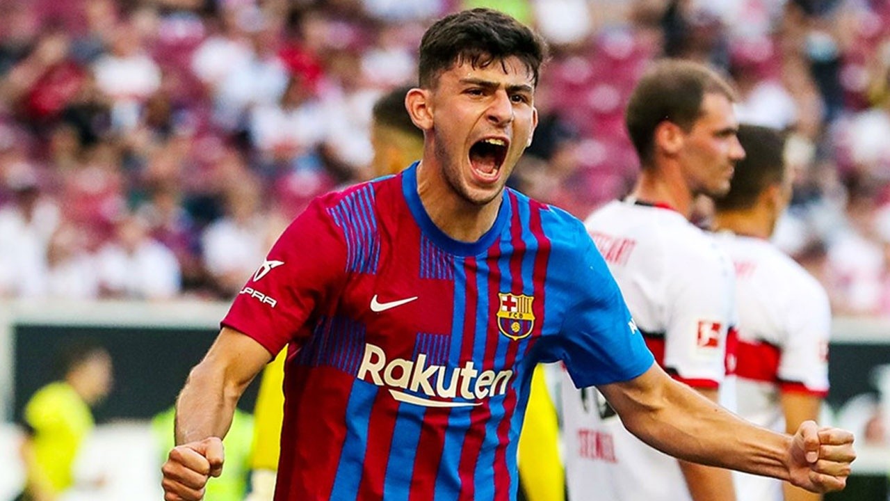 Barcelona Türk asıllı futbolcu Yusuf Demir&#039;in sözleşmesini feshetti