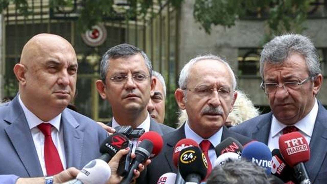 CHP lideri Kılıçdaroğlu&#039;ndan Özgür Özel&#039;e Kur&#039;an kursu uyarısı