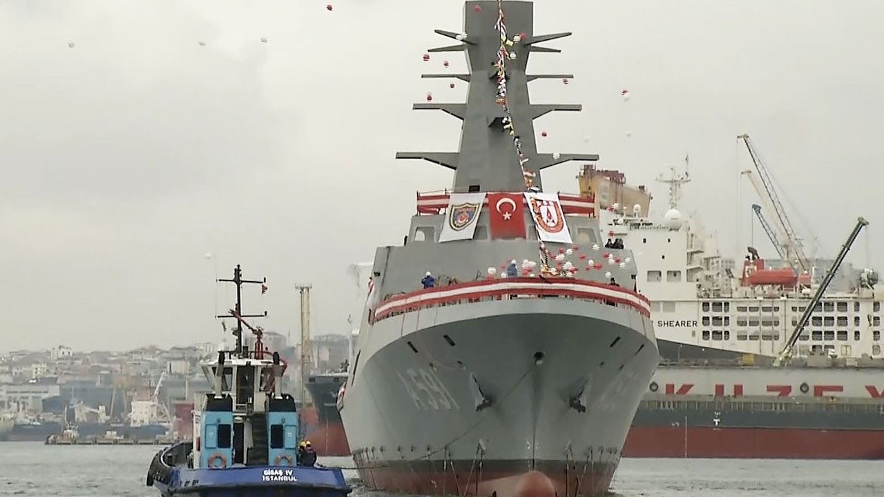 Dünya basını ilk istihbarat gemisi TCG Ufuk&#039;tan övgülerle bahsetti