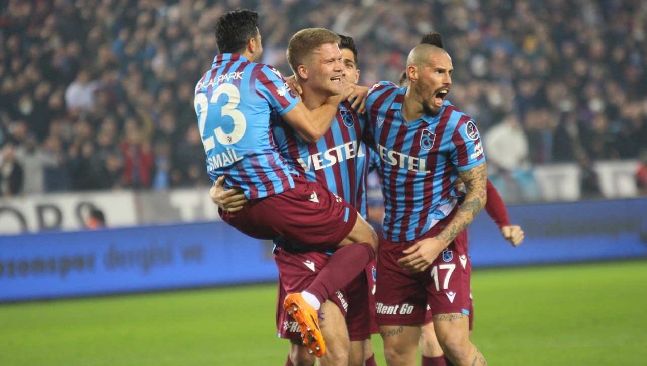 Fırtına ikinci yarıya galibiyetle başladı! Maç sonucu: Trabzonspor 1-0 Yeni Malatyaspor