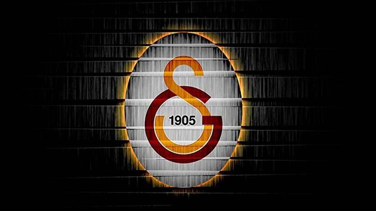 Galatasaray&#039;da mali kriz! 2,5 aydır maaş alamayan futbolcular isyan etti