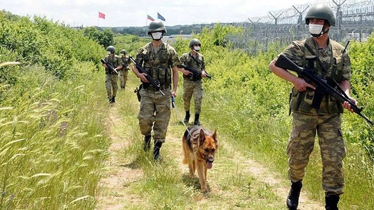 Hudut Kartallarının gözünden kaçmadı! Yunanistan&#039;a kaçmak isteyen 6 kişiden 4&#039;ü PKK&#039;lı çıktı