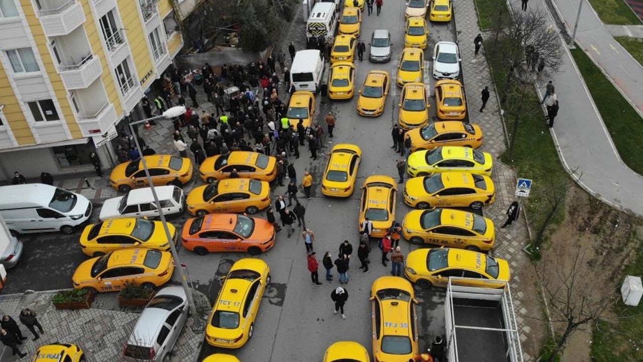 İstanbul&#039;da taksimetre güncelleme kuyruğu