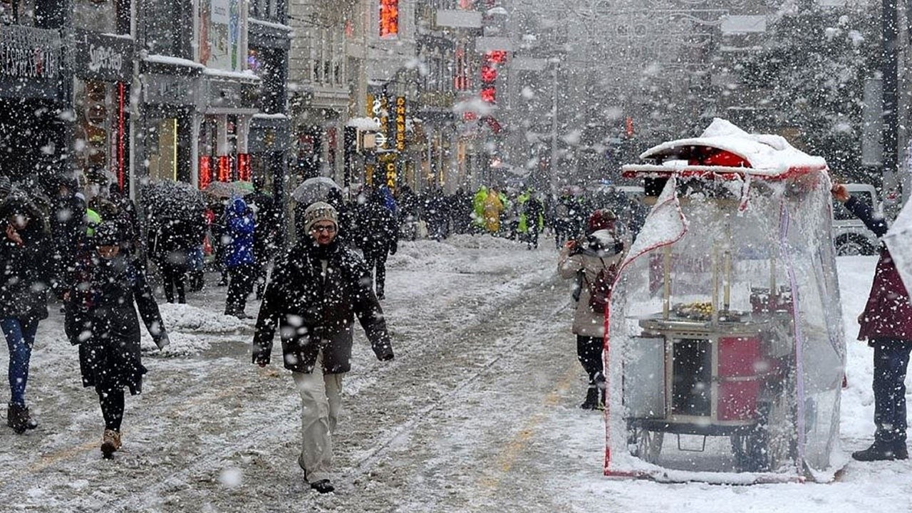 İstanbul için tarih verildi! Kar geliyor