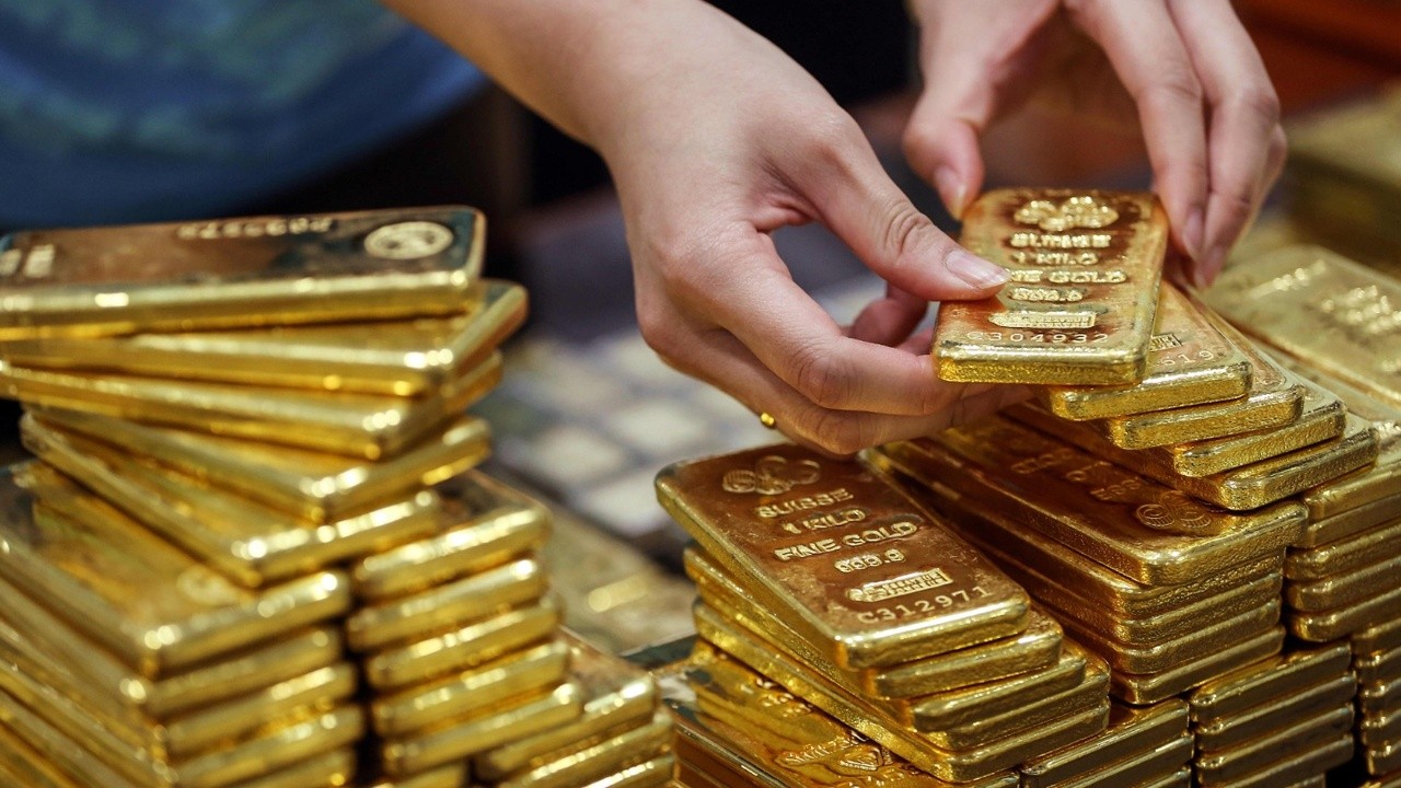 Ons altın fiyatında Fed baskısı! Gram altın düşecek mi?