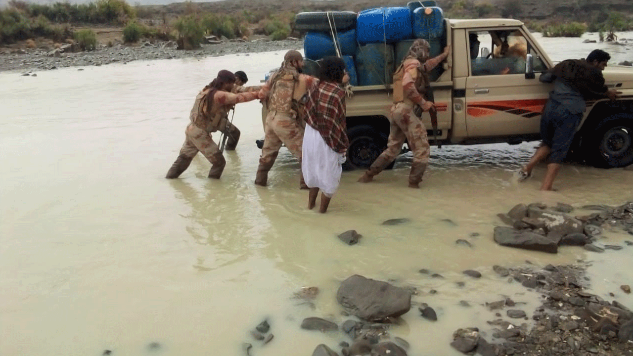 Pakistan’da sel felaketi sonrası ordu göreve çağrıldı