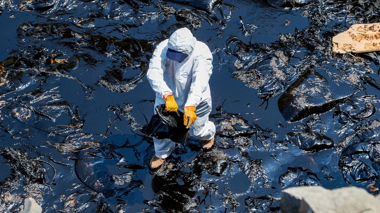 Peru’da petrol sızıntısı! 90 günlük ‘Acil durum’ ilan edildi