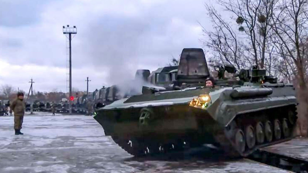 Rusya-Ukrayna sınırında yaklaşan tehlike: Savaş menziline girildi, kimyasal saldırı olabilir