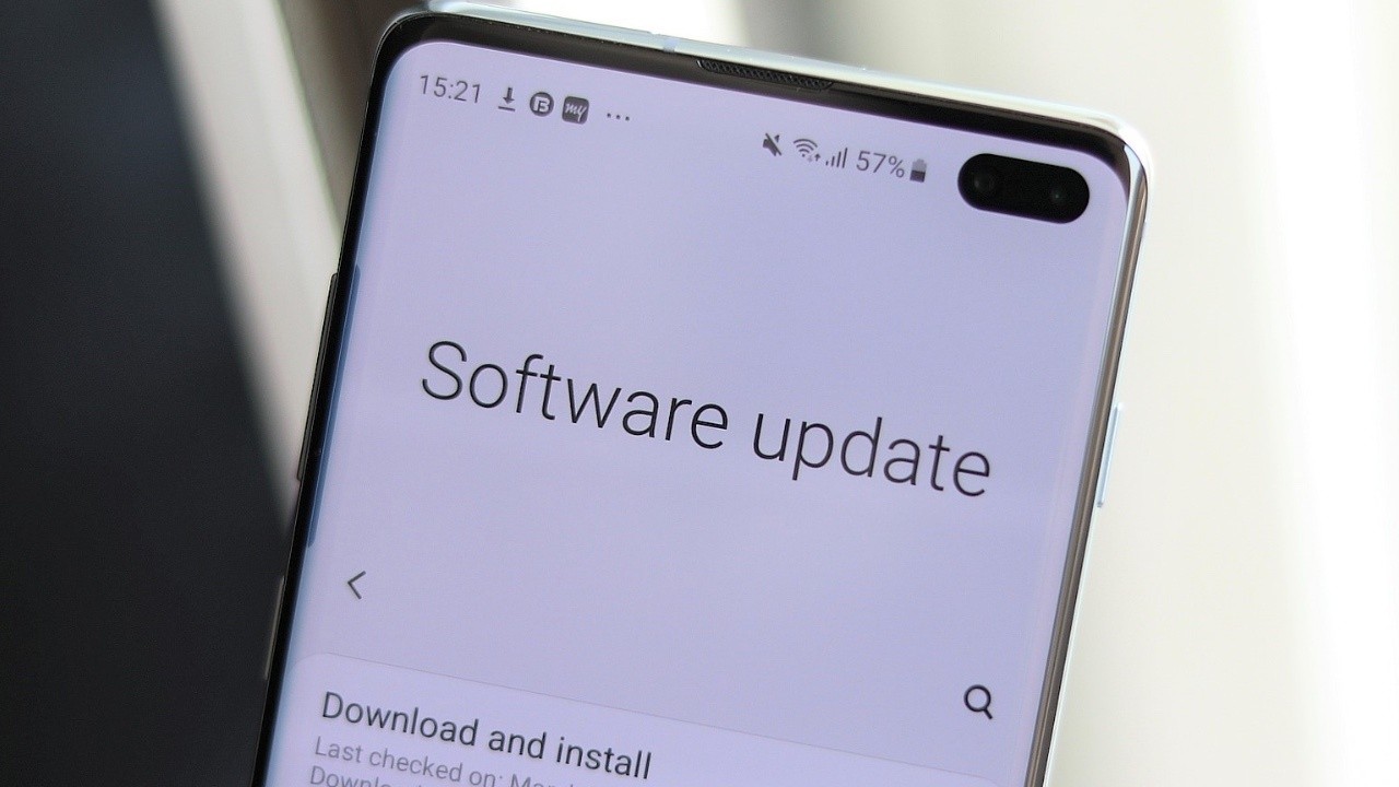 Samsung güncelleme politikasında değişikliğe gidiyor