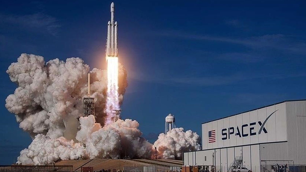 SpaceX rekora koşuyor: Uzayın yeni hakimi