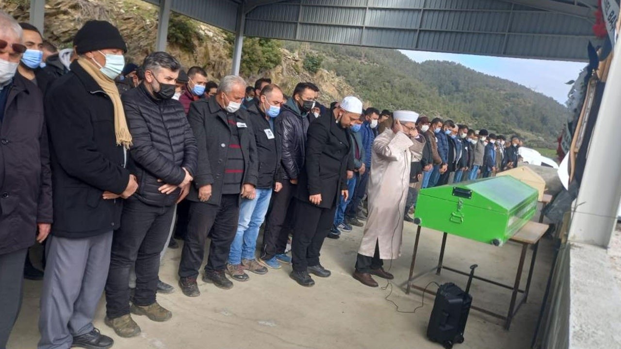 Traktör kazasında ölen genç çift son yolculuğuna uğurlandı