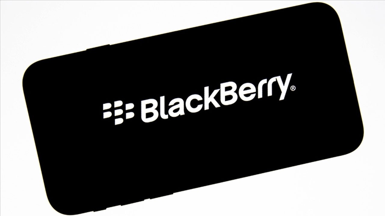 BlackBerry&#039;nin patent hakları 600 milyon dolar karşılığında satıldı
