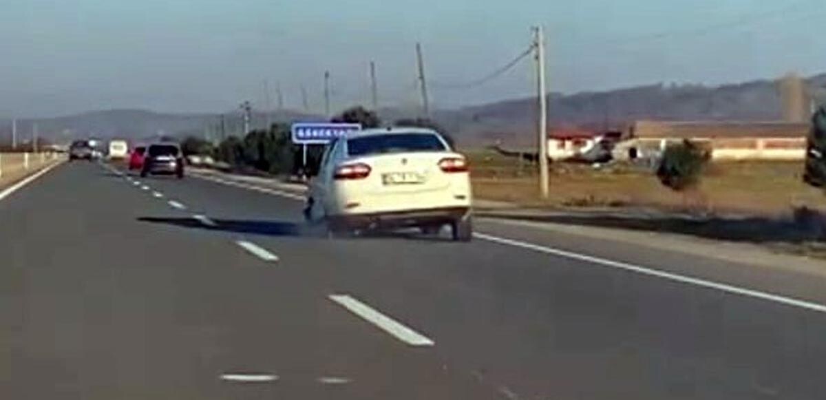 Trafik polislerince durdurulan aracın sürücüsü alkollü çıktı