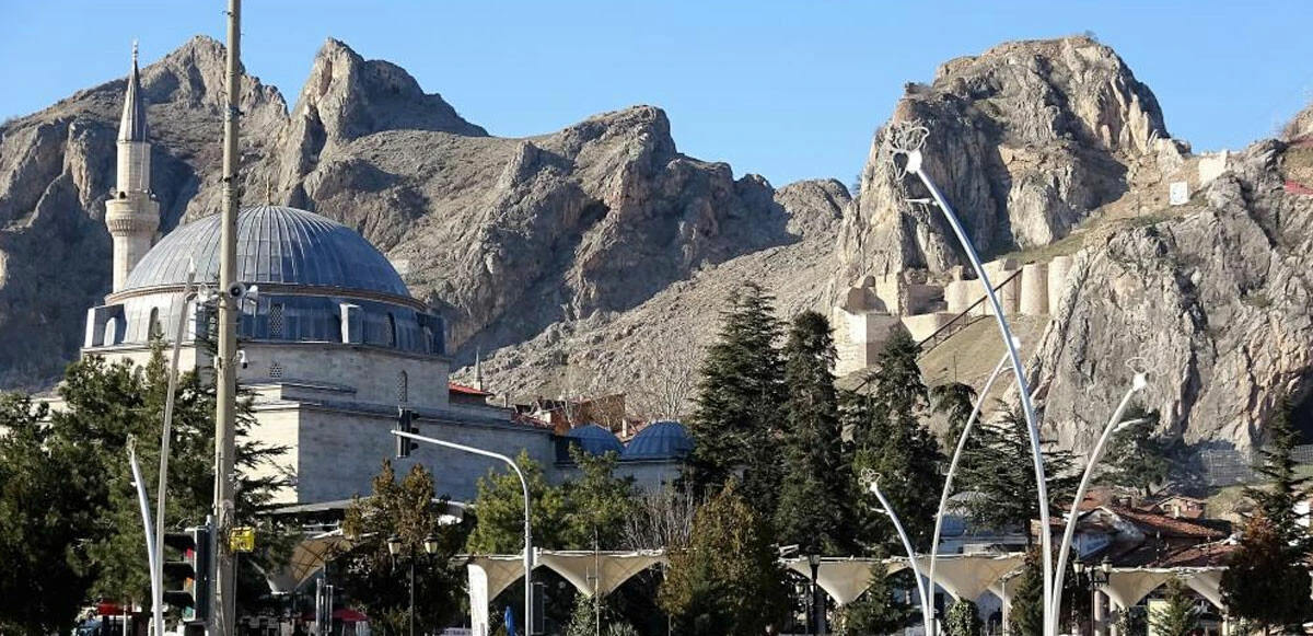 Tesadüfen fark edildi: Tokat Kalesi'nde insan silueti