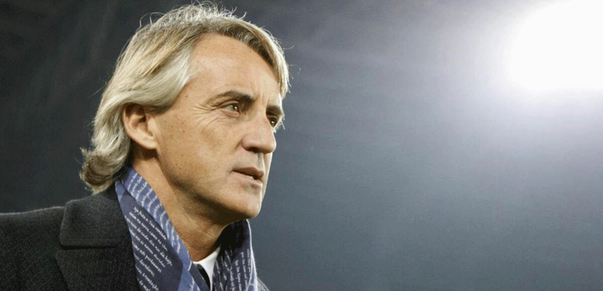 Galatasaray'ın eski hocası Roberto Mancini, Türkiye'ye geliyor.