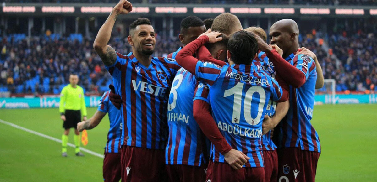 Süper Lig'in 24. haftasında Trabzonspor, Kasımpaşa'yı 1-0 mağlup ederek şampiyonluk yolunda kritik bir virajı kayıpsız döndü.