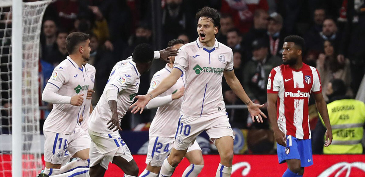 Enes Ünal, Getafe tarihinde üst üste 3 maçta gol atan ilk yabancı futbolcu oldu.