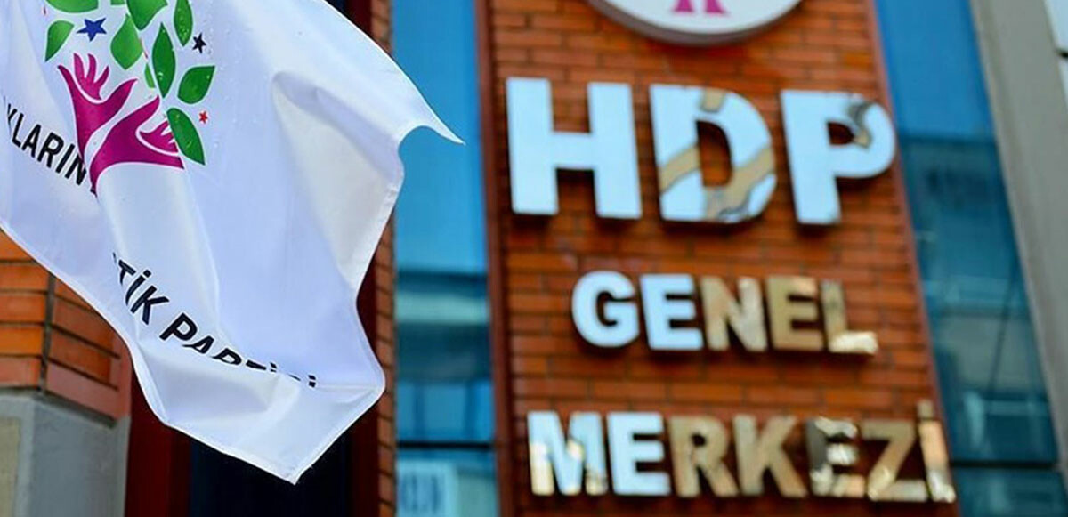 HDP'nin kapatılabilmesi için AYM'nin 15 üyesinden 10'unun oyu gerekiyor.