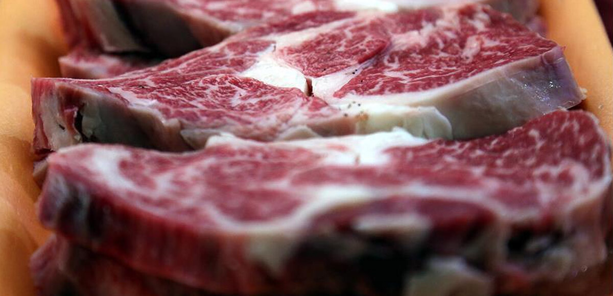 Federasyonu Başkan Vekili Osman Yardımcı, günümüzde en ucuz ürünün et olduğunu savunup, marketlerde et satışının ise yasaklanması çağrısını yaptı.