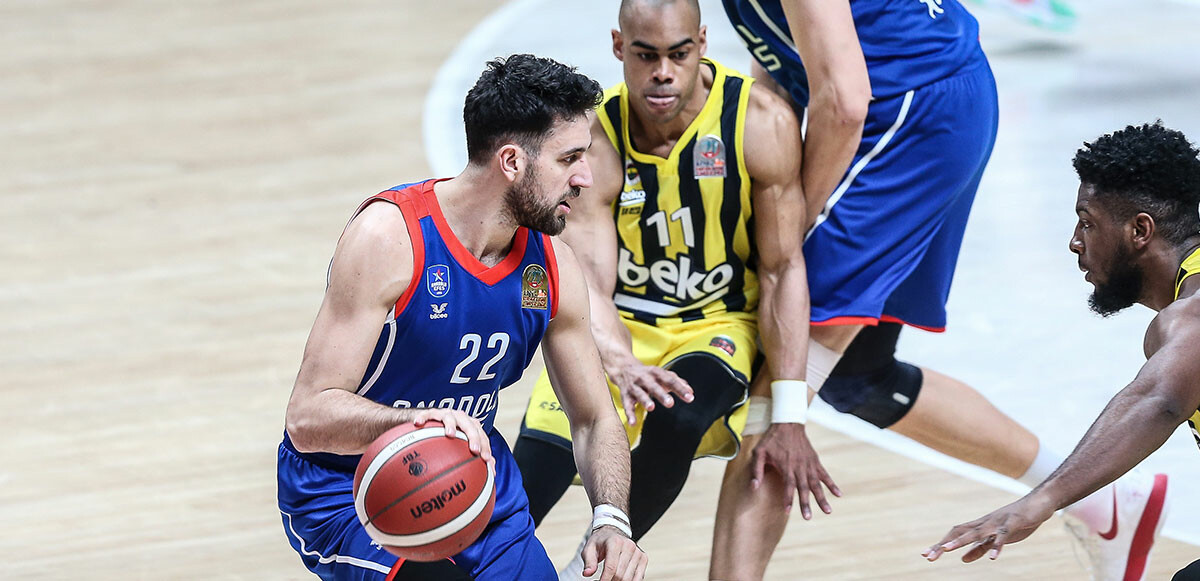 Fenerbahçe&#039;yi deviren Anadolu Efes Türkiye Kupası şampiyonu