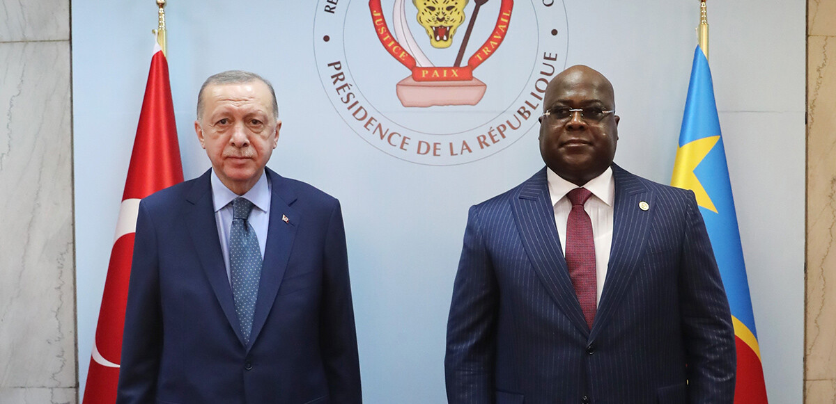 Afrika ziyaretinin ilk durağı olan Kongo Demokratik Cumhuriyeti'nde temaslarda bulunan Cumhurbaşkanı Erdoğan, ikili anlaşmalara dikkat çekti.