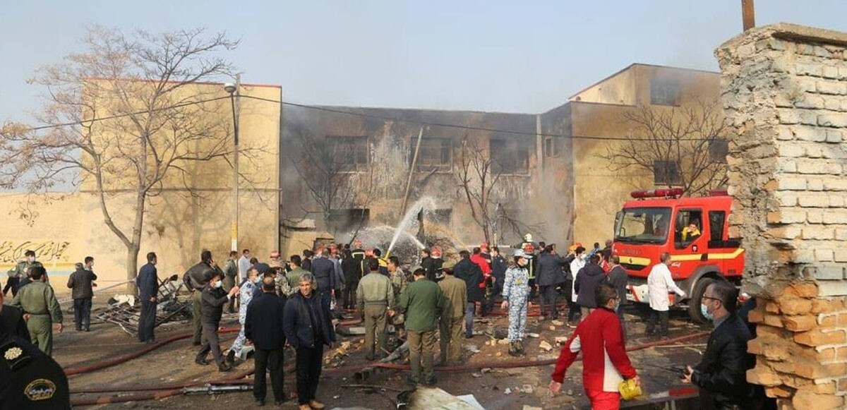 Son dakika! İran&#039;ın Tebriz şehrinde savaş uçağı düştü