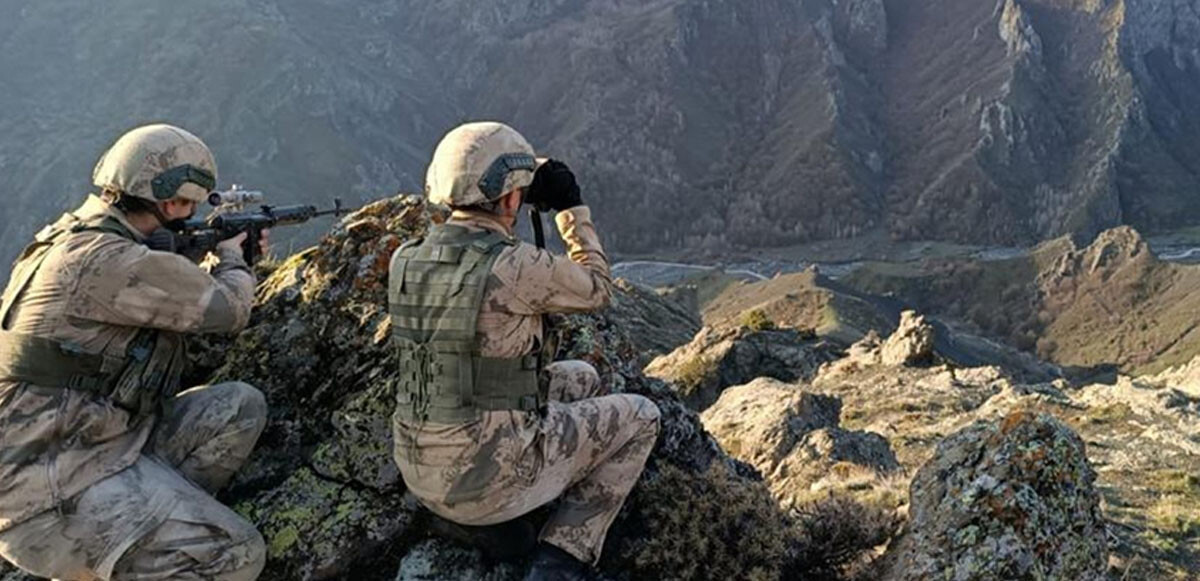 Yurt içinde terörün tamamen ortadan kaldırılmasına yönelik yürütülen Eren Kış Operasyonları kararlı bir şekilde başarı ile devam ediyor.