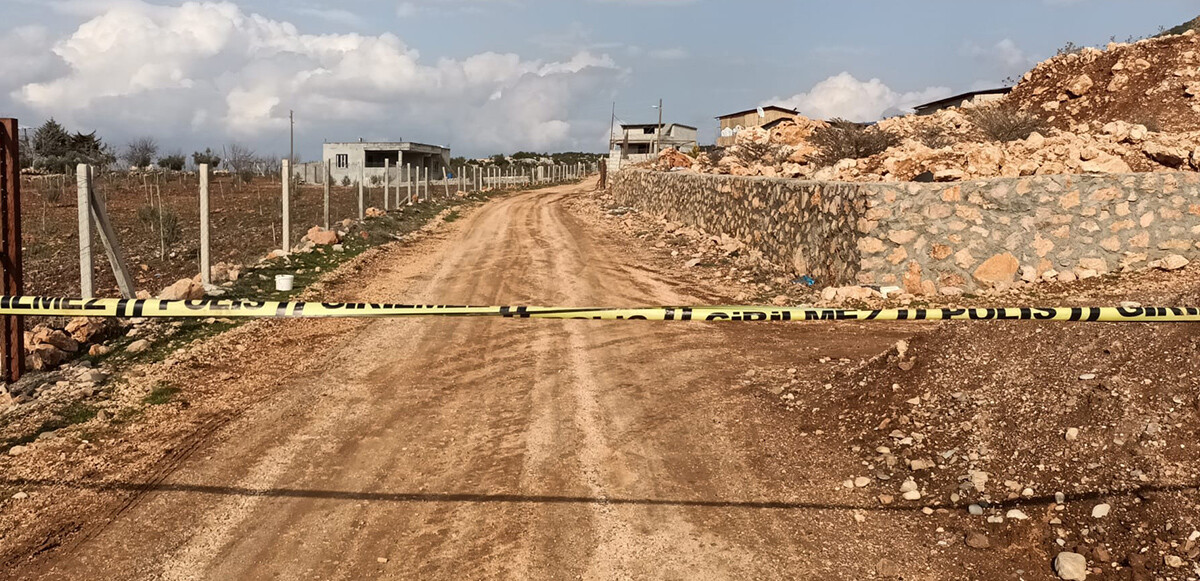 Katil koca, polis ekiplerince Aksu Köprüsü yakınlarında yakalanarak gözaltına alındı.