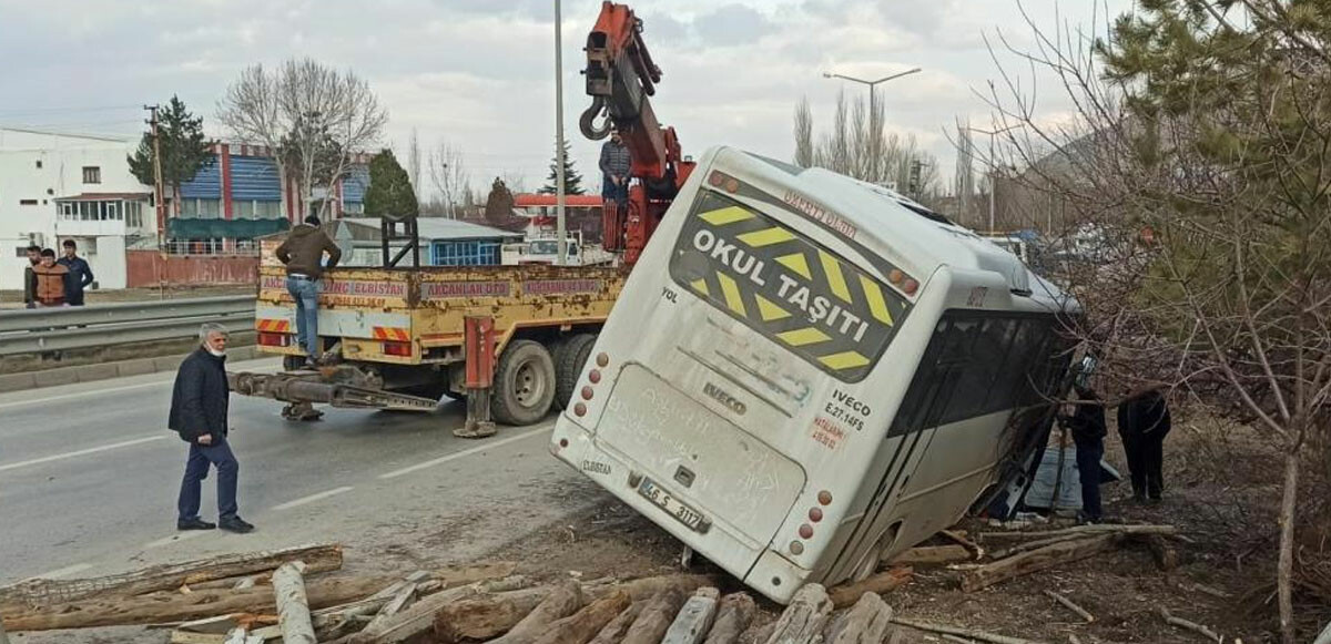 Daha 16 yaşındaydı! Okul servisinin altında kalan lise öğrencisinden acı haber