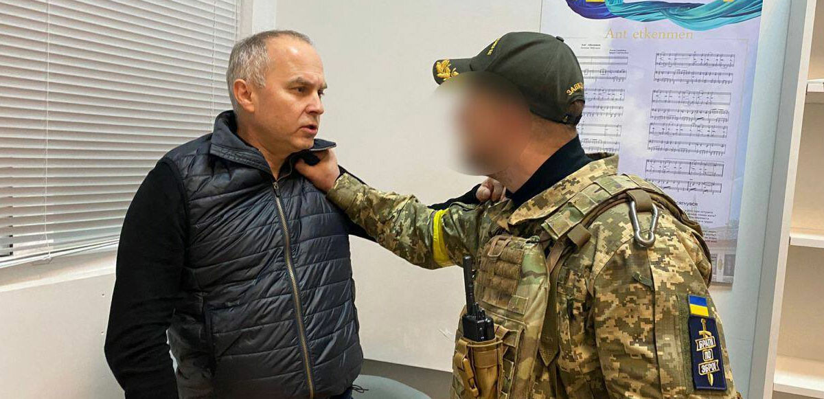 Daha önce katıldığı televizyon programında Ukrayna milletvekili Nestor Sufriç Rus yanlısı sözleri nedeniyle gazeteci tarafından darp edilmişti.