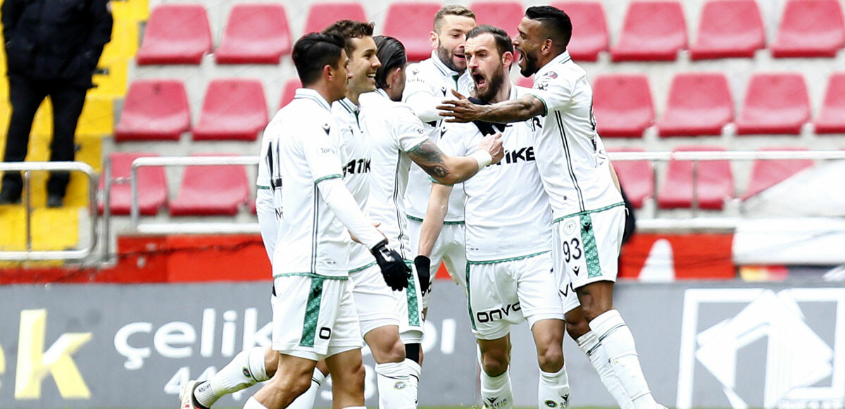 Konyaspor geriden gelip kazandı