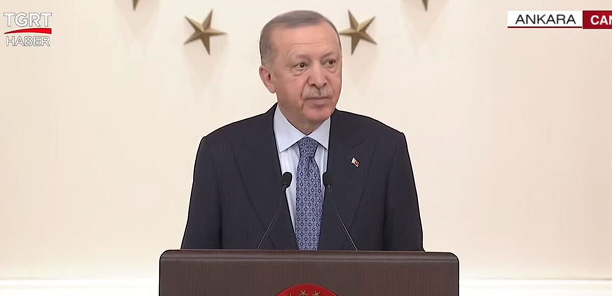 Erdoğan: Terörün aramıza nifak tohumu ekmesine izin vermedik