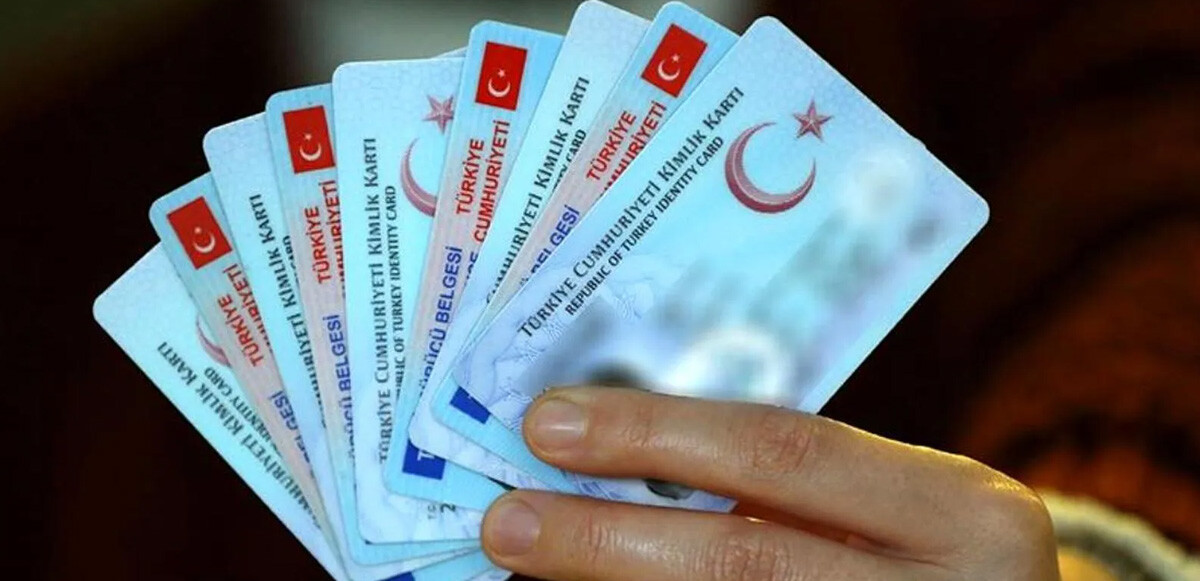 Yeni tip ehliyet için gerekli belgeler neler? İçişleri Bakanlığı duyurdu, geçersiz sayılacak!