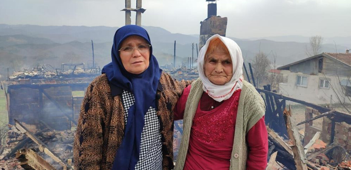 Komşuya oturmaya giden anne ve kızı evlerini alevler içinde buldu