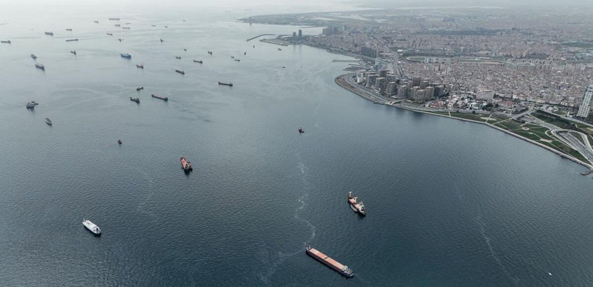 İstanbul’da denizdeki kirlilik &#039;müsilaj&#039; alarmına neden oldu