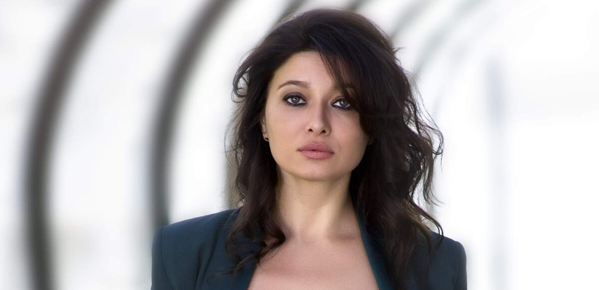 Nurgül Yeşilçay sahnede korkuttu: İzleyicilerin önünde bir anda yere yığıldı