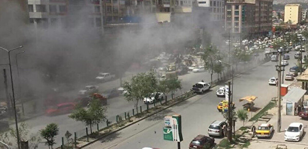Son dakika! Kabil&#039;de camiye bombalı saldırı: 10 ölü
