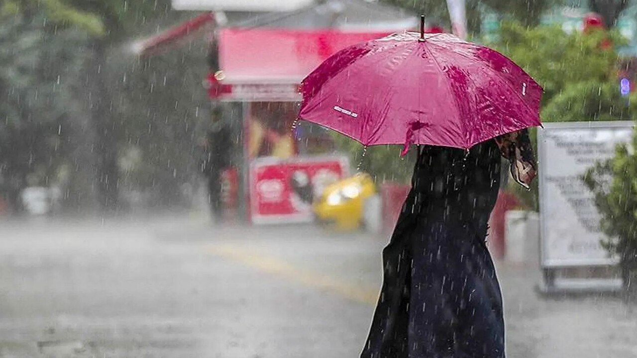 Meteoroloji saat vererek uyardı: Bayram ziyaretlerine yağmur engeli! Bu saatlere kalmayın