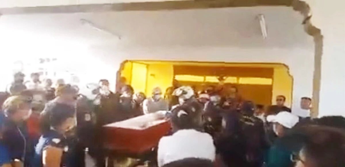 Öldü sanıldı! Gerçek mezar başında ortaya çıktı