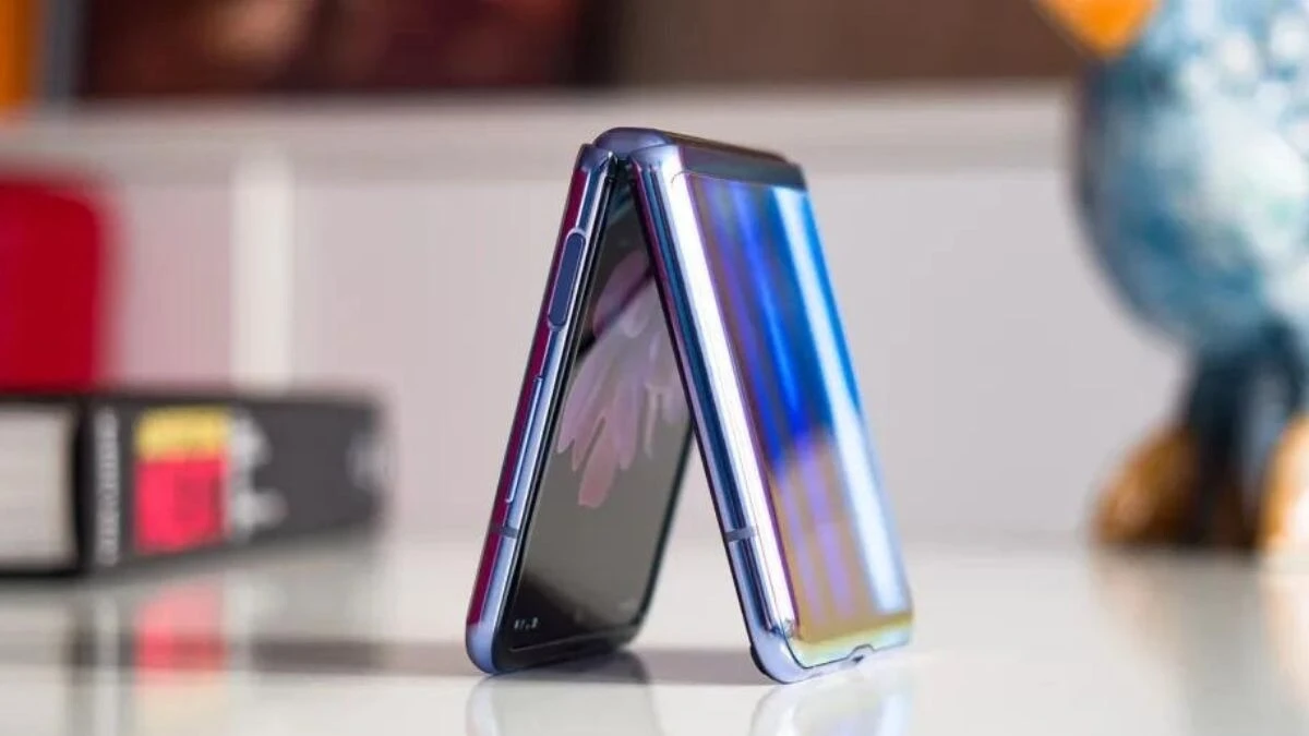 Galaxy Z Flip 4, kullanıcıların istediği tasarımla gelecek