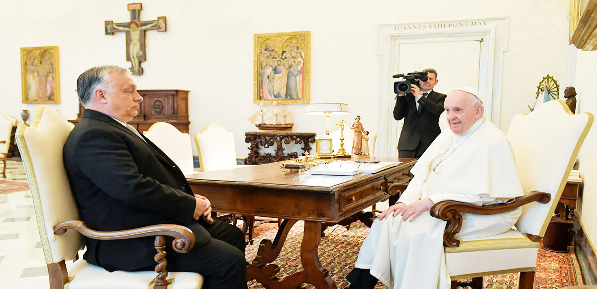 Papa Francis, Macaristan Başbakanı Victor Orban'ın Nisan ayının sonunda bir araya gelmişti.
