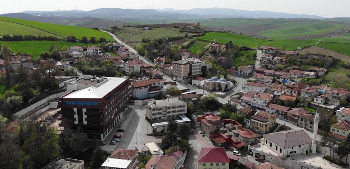 55 dereceyi aşan kaplıca suyu şifa dağıtıyor