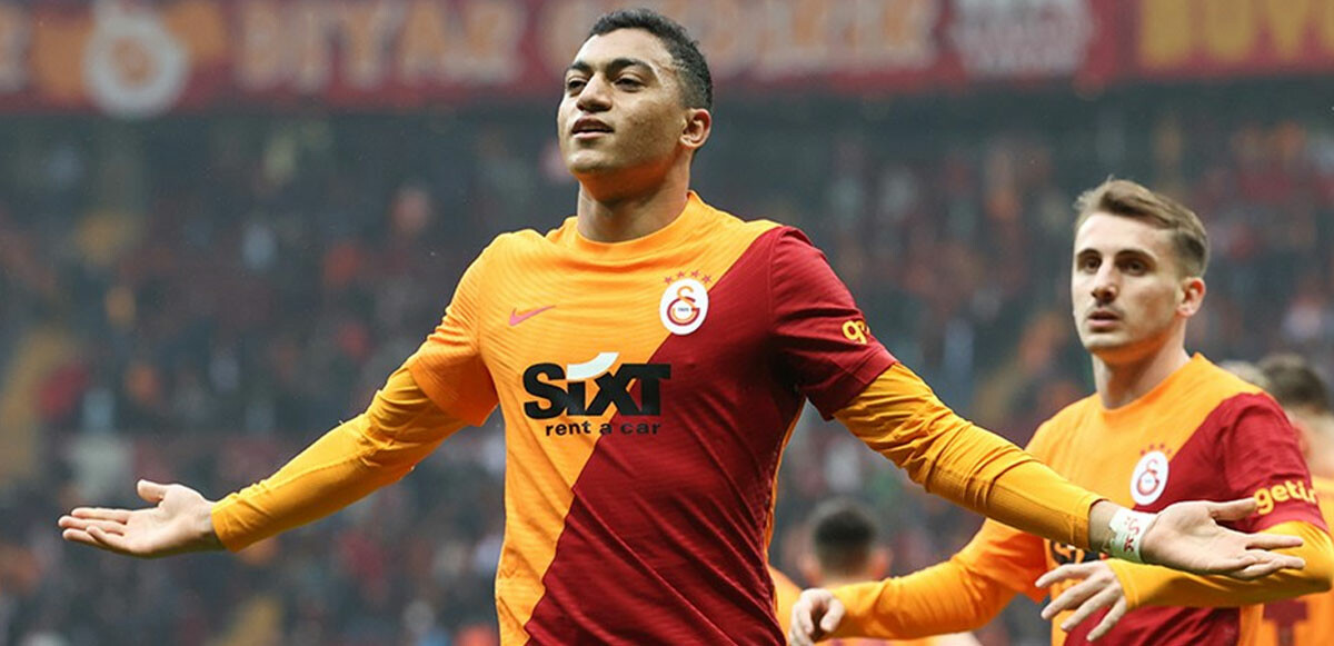 Galatasaray&#039;da yaprak dökümü! Yıldız futbolcu ayrılık için düğmeye bastı